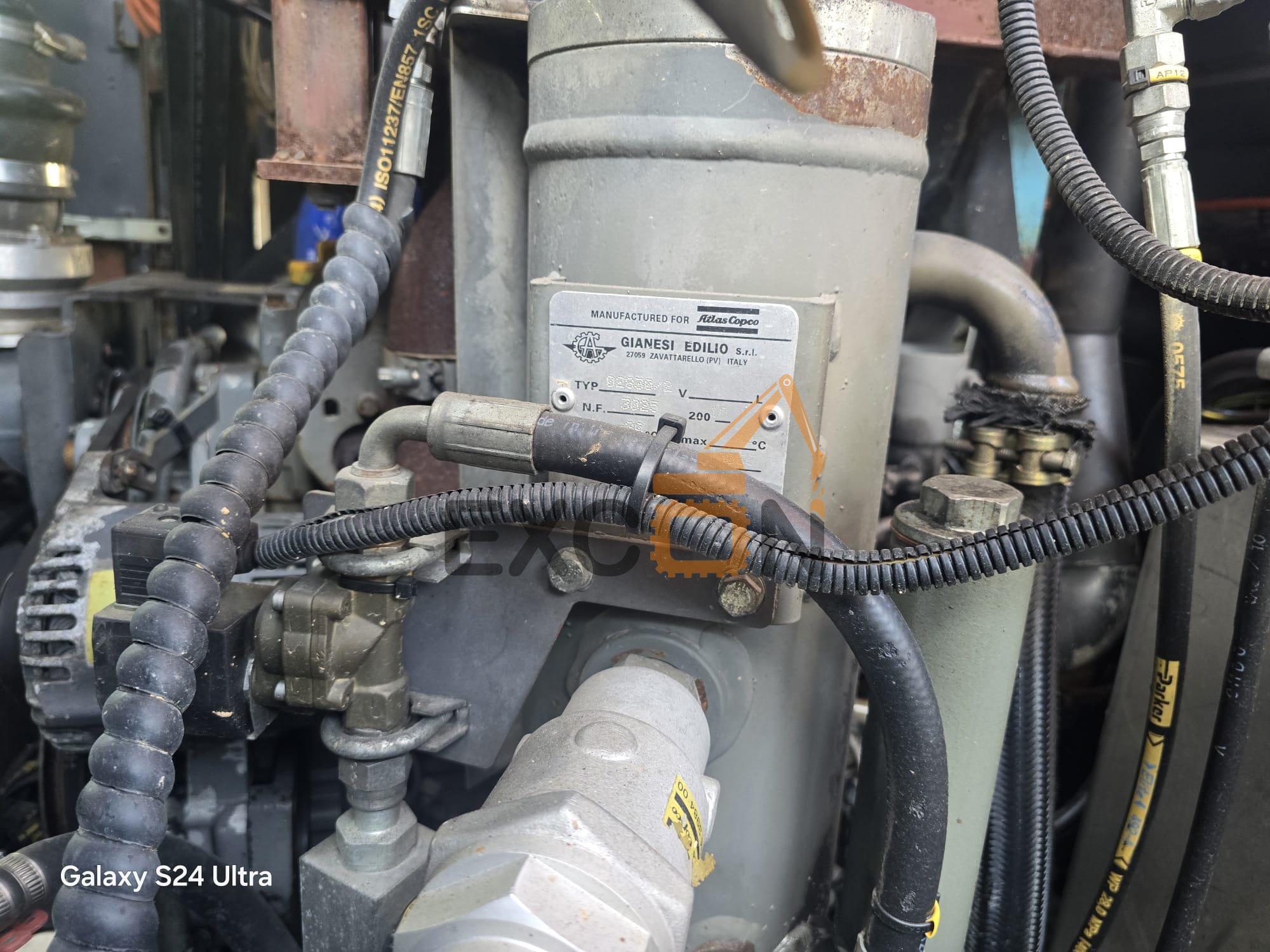 2011 ATLAS COPCO ROC T15