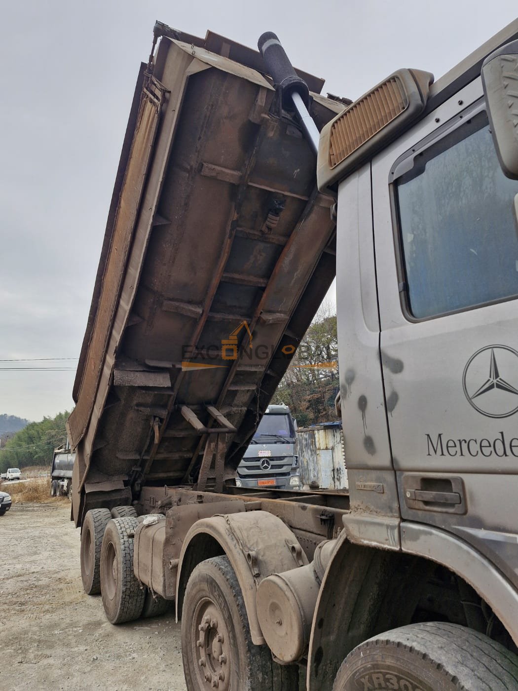 2012 BENZ 3848