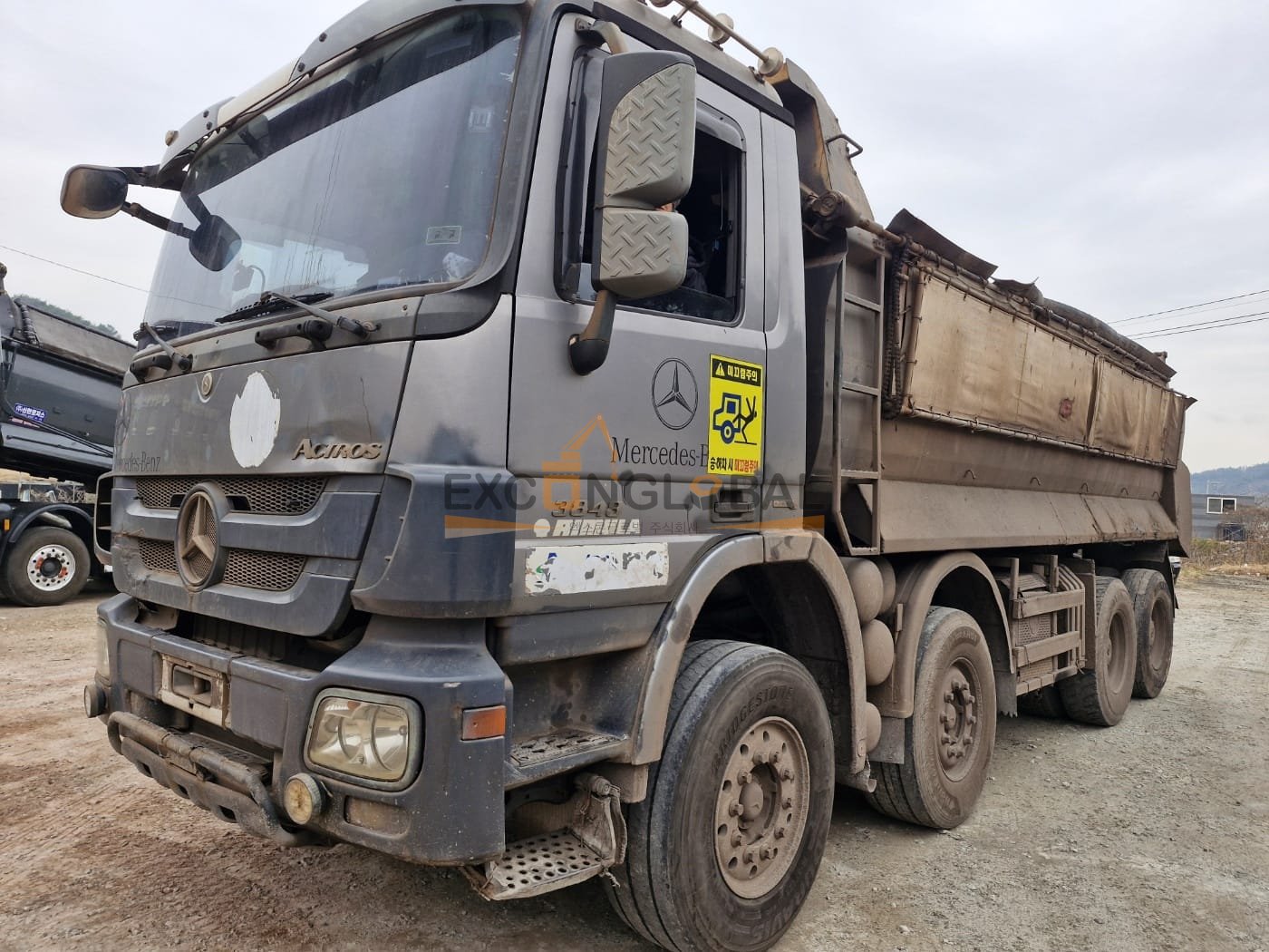 2012 BENZ 3848