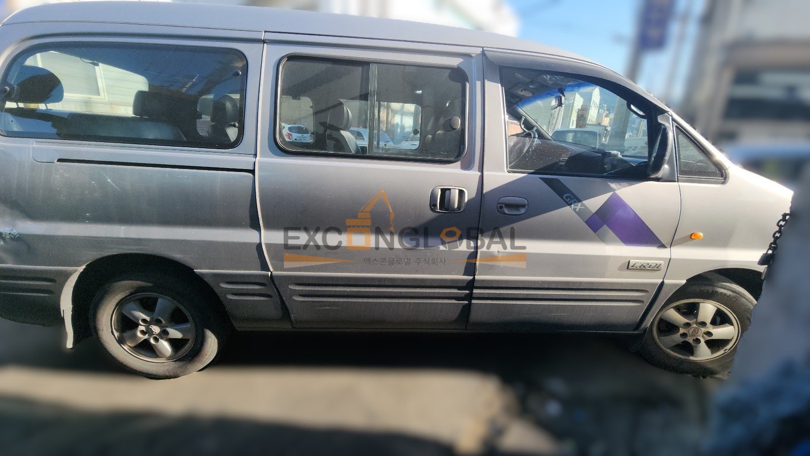 2006 HYUNDAI STAREX