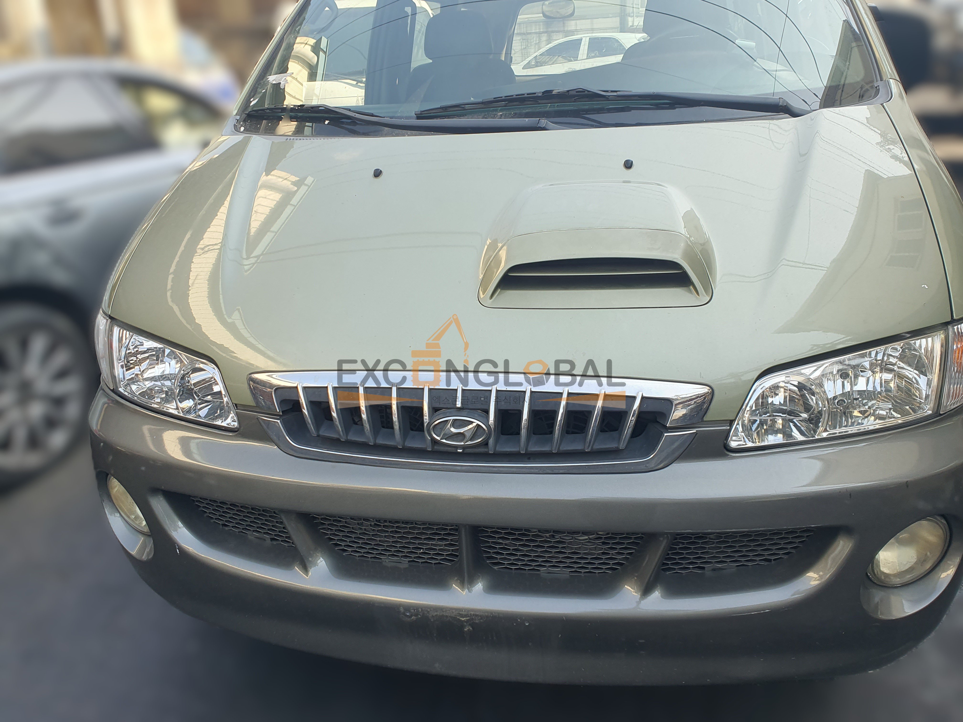 2003 HYUNDAI STAREX