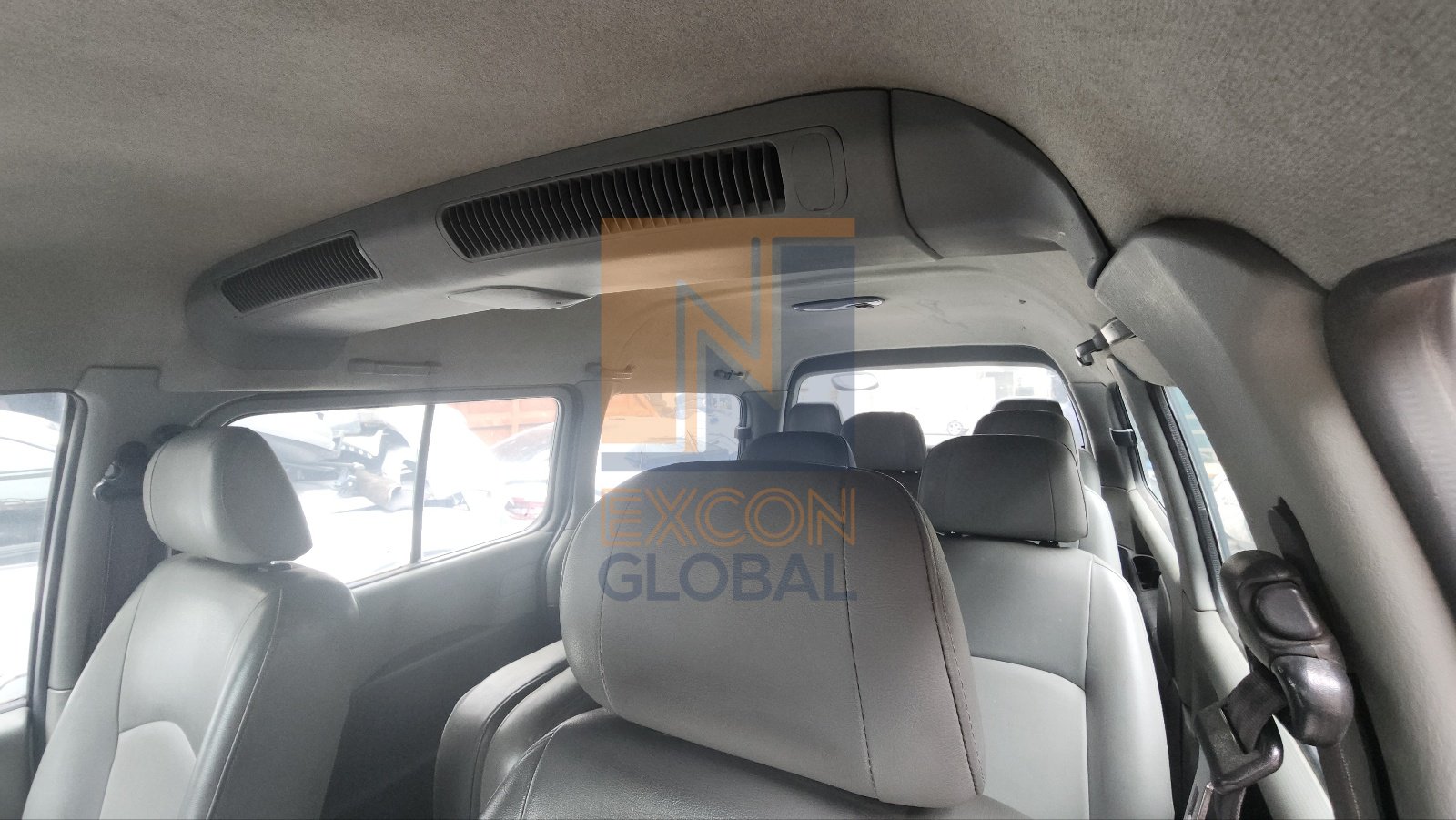2005 HYUNDAI STAREX
