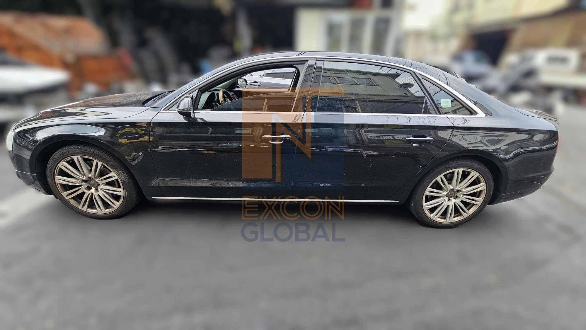 2011 AUDI AG A8