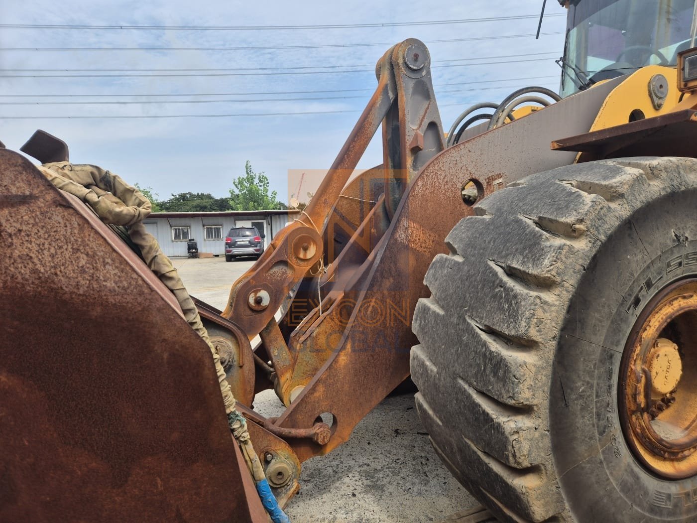 2005 VOLVO L220E