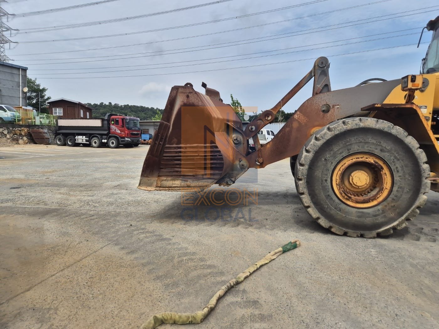 2005 VOLVO L220E
