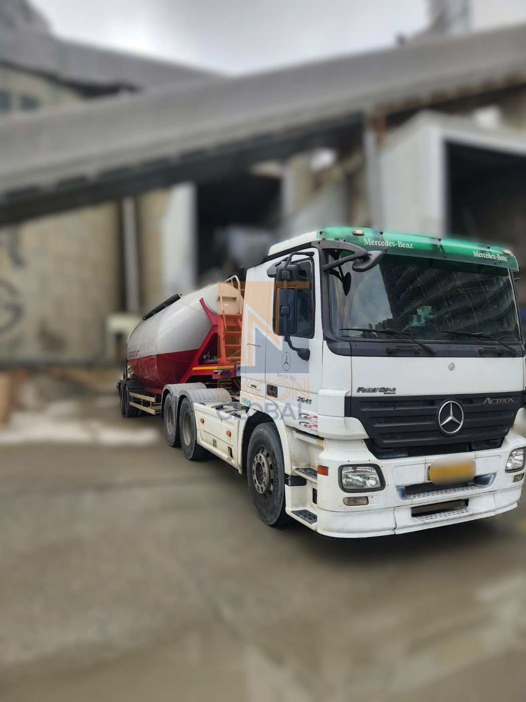 2008 BENZ 2641
