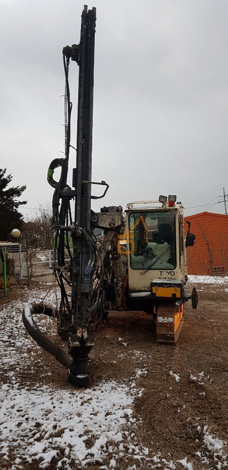 2002 TOYO TCD928C