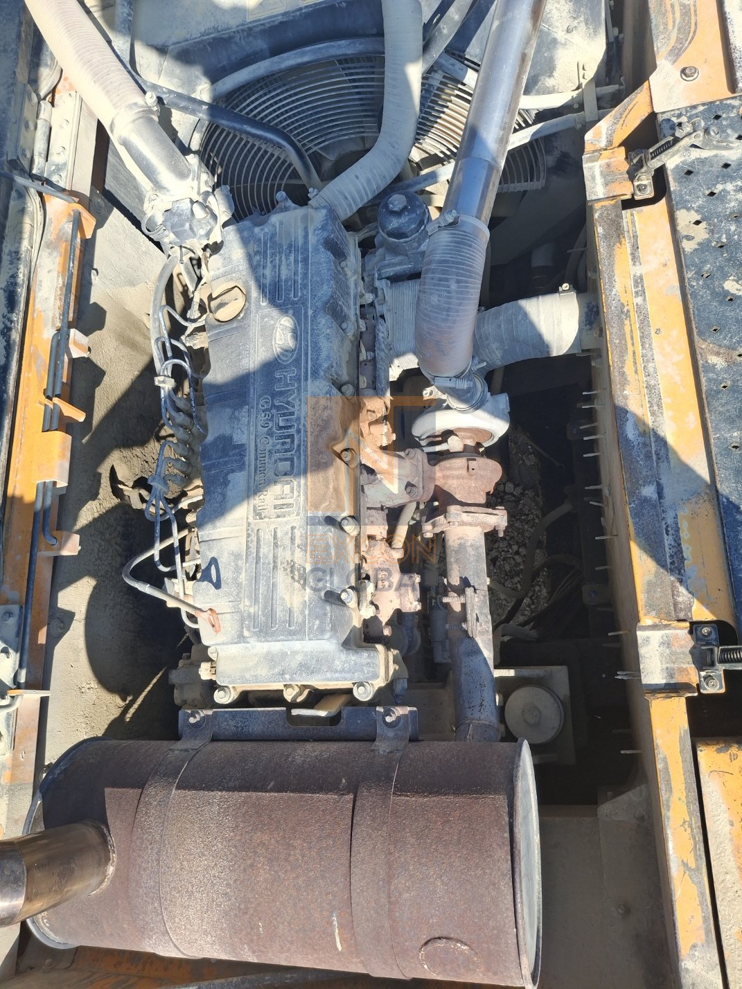 2010 HYUNDAI R300
