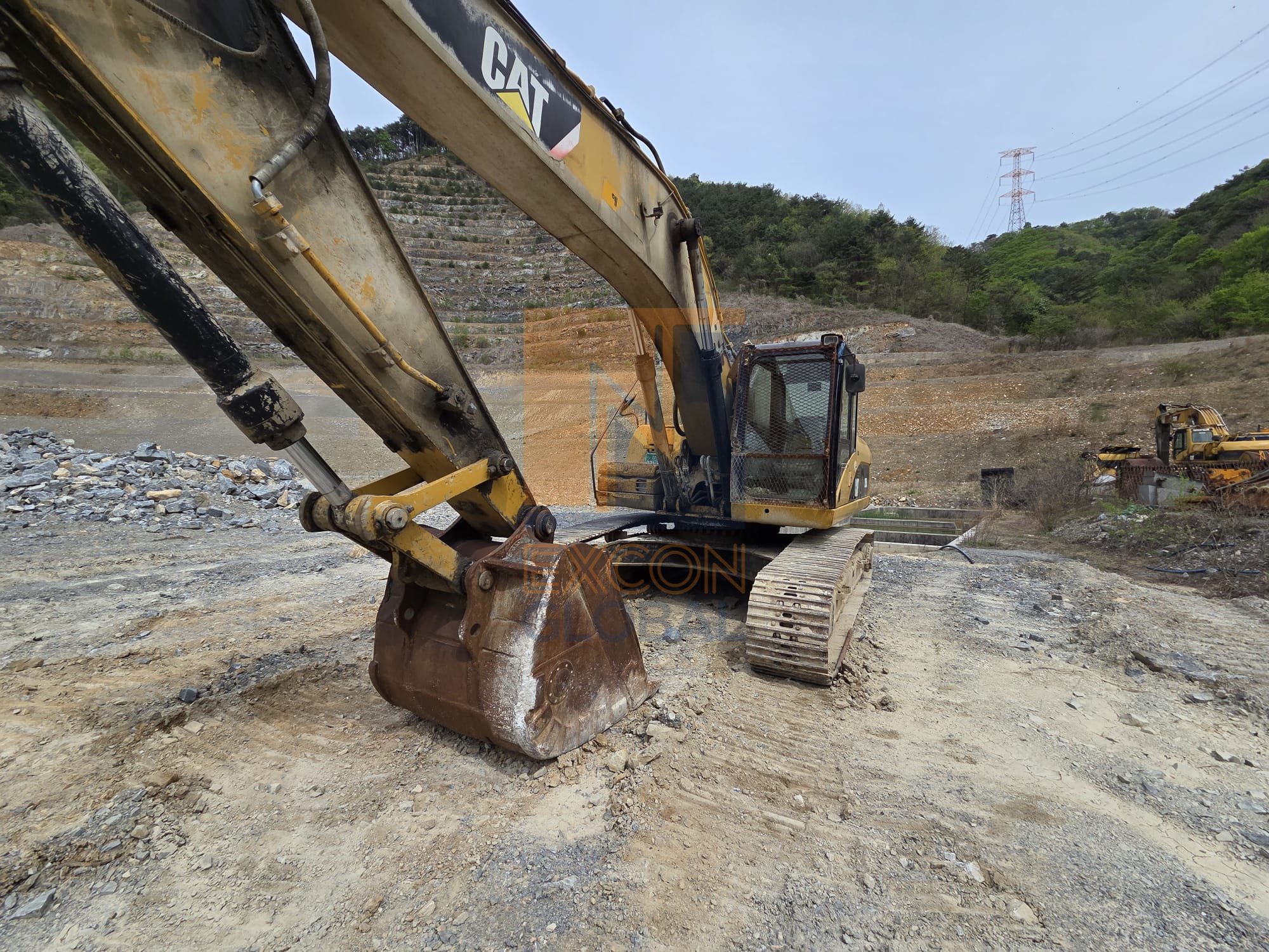 2007 CATERPILLAR 325D