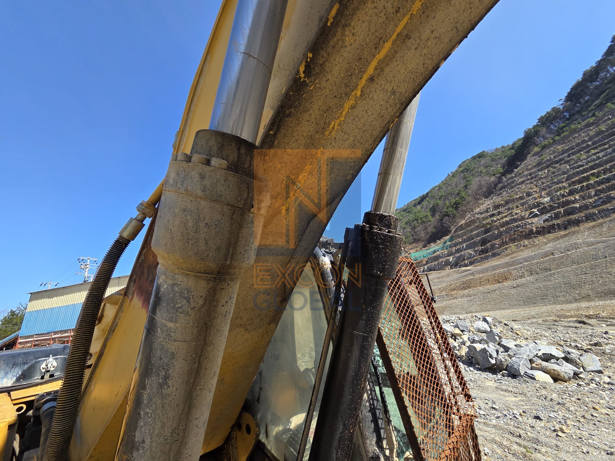 2007 CATERPILLAR 325D