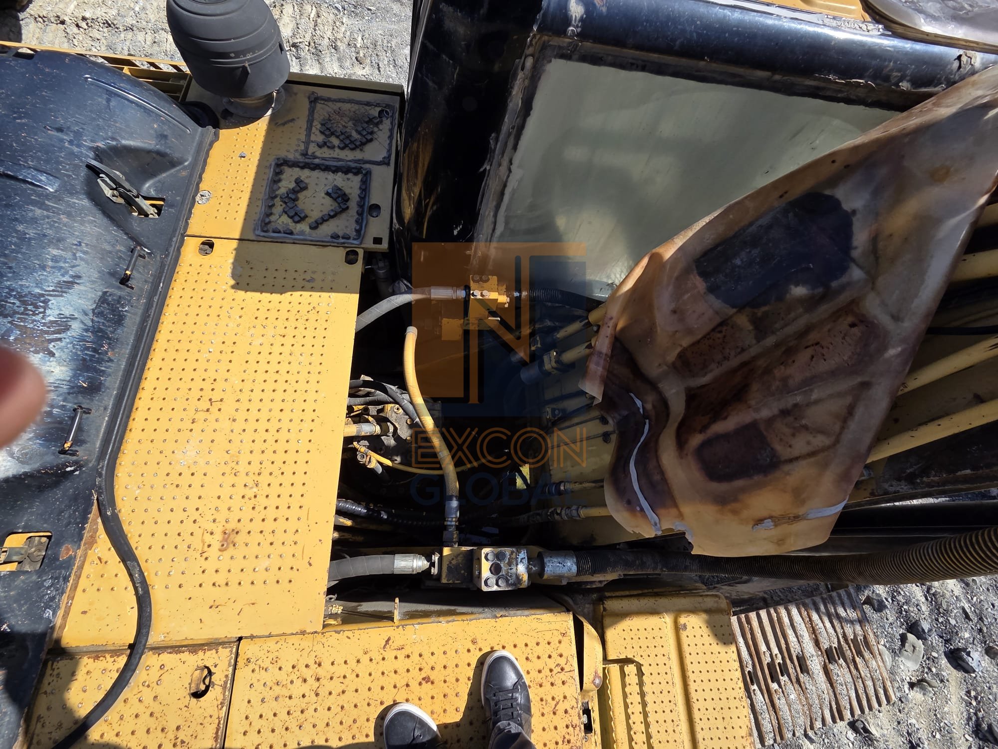 2007 CATERPILLAR 325D