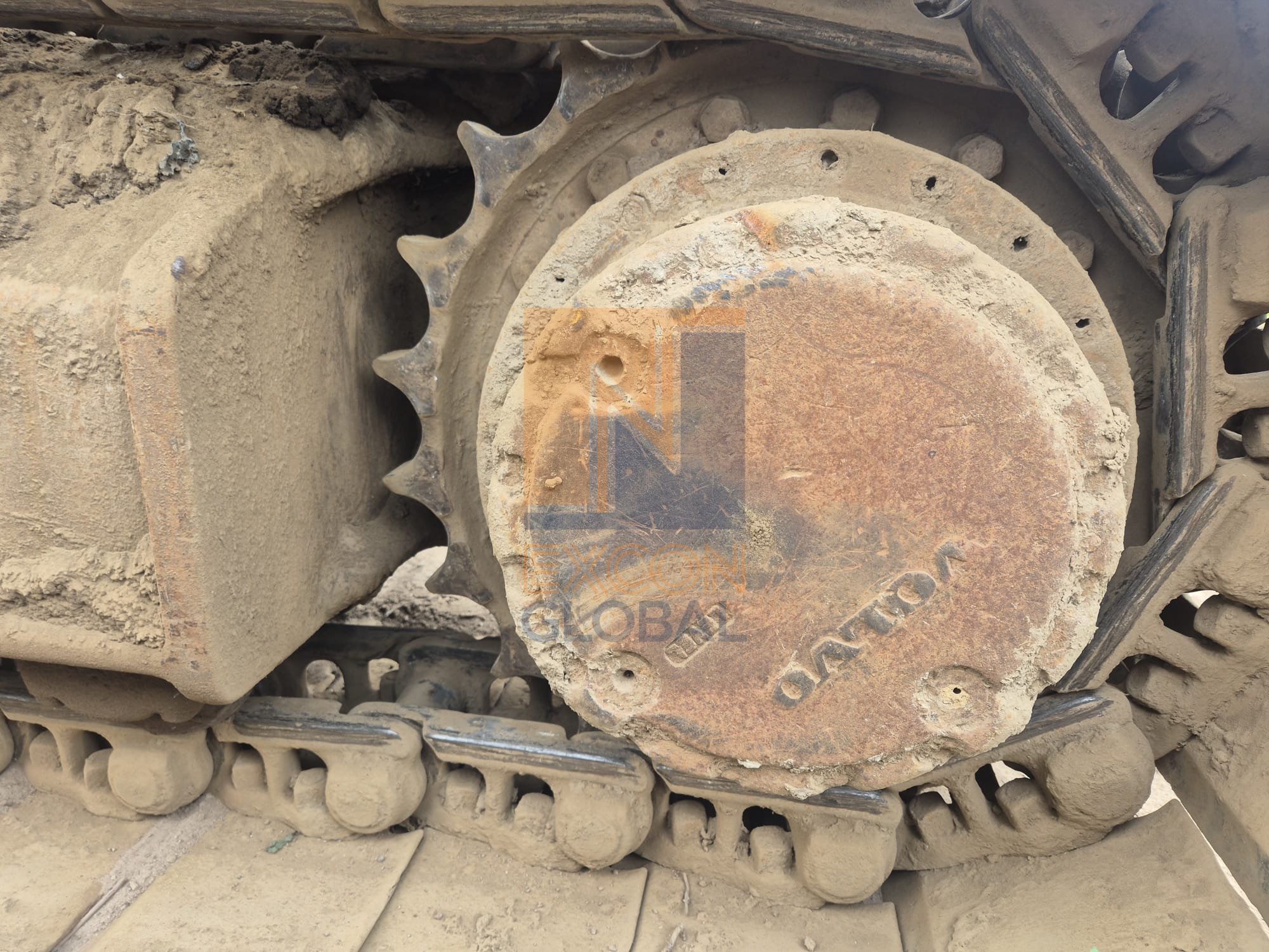 2004 VOLVO 290B