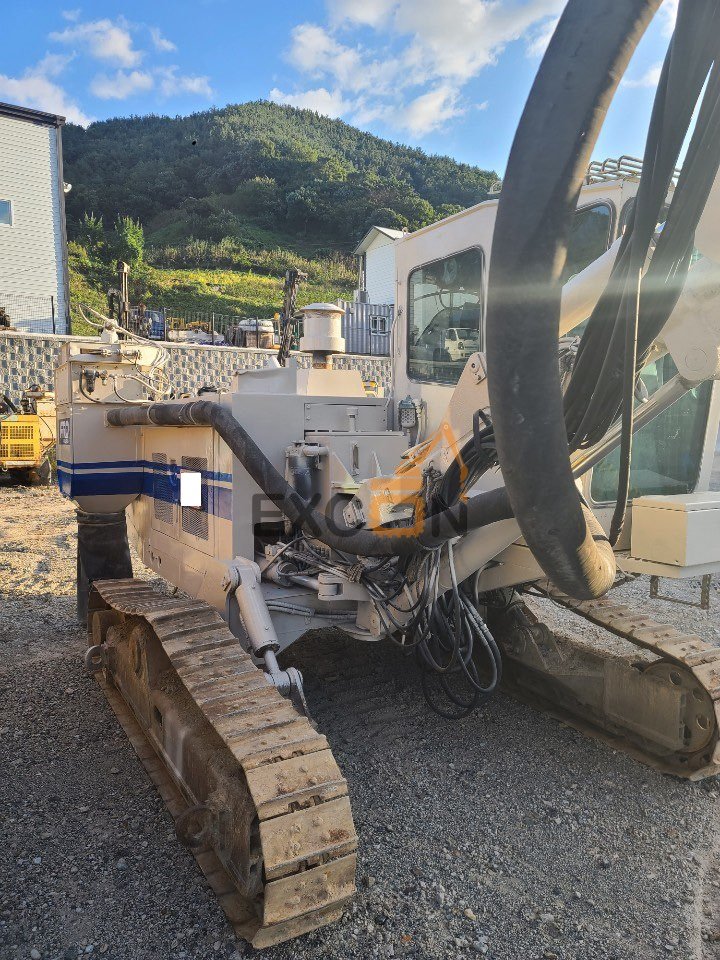 2003 FURUKAWA HCR9DSII