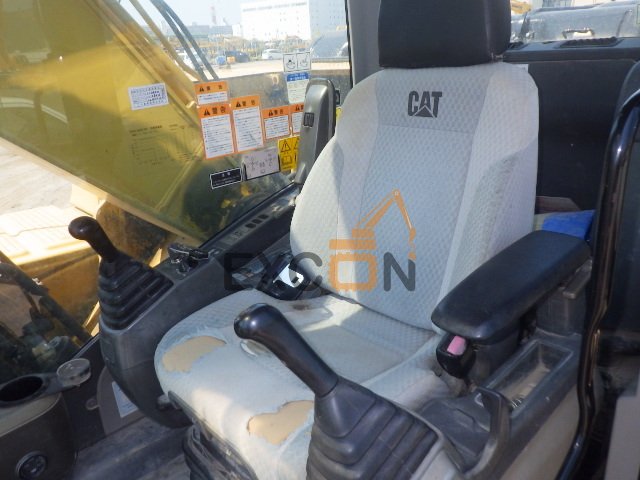 CATERPILLAR 320D