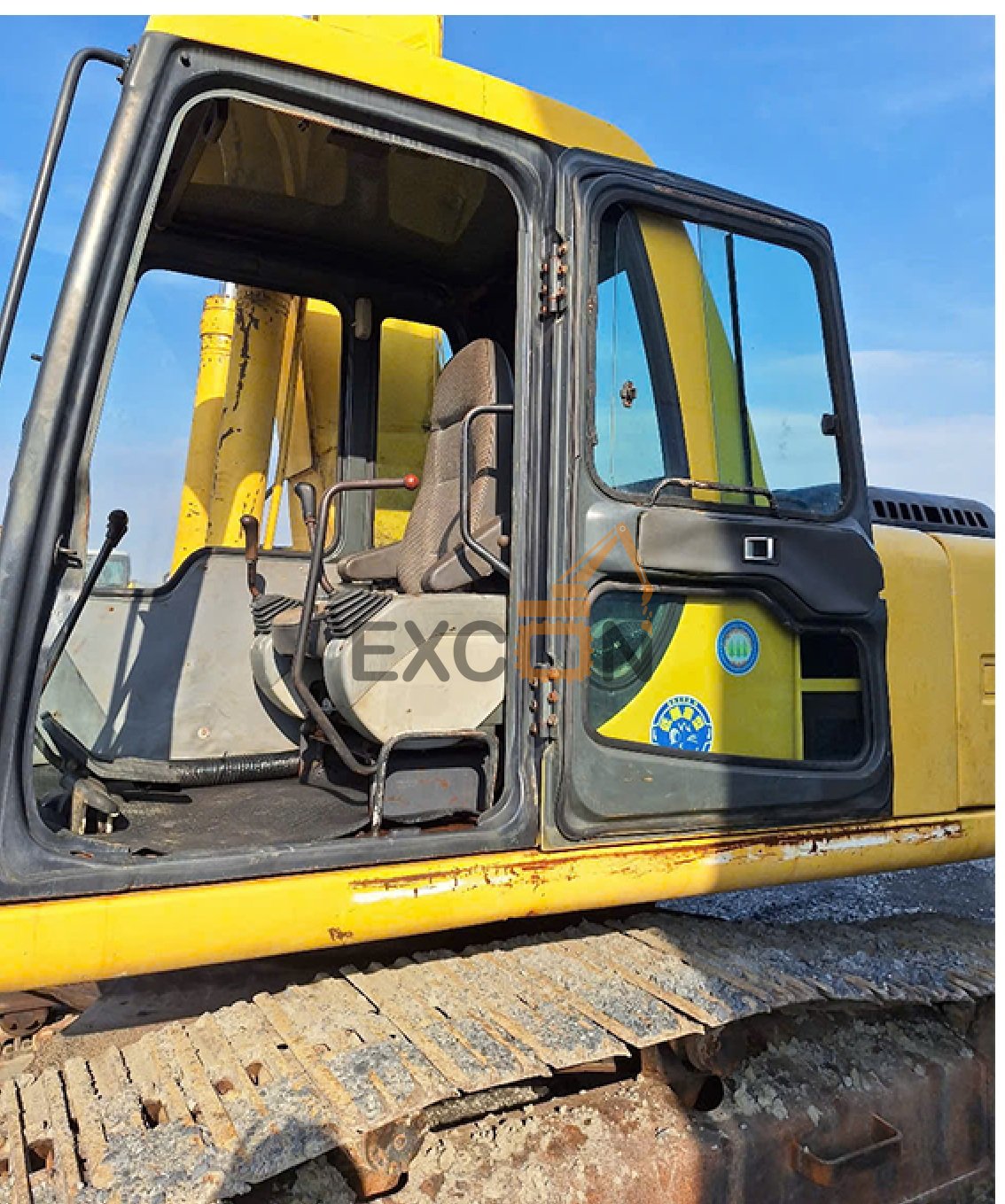 KOMATSU PC220-6