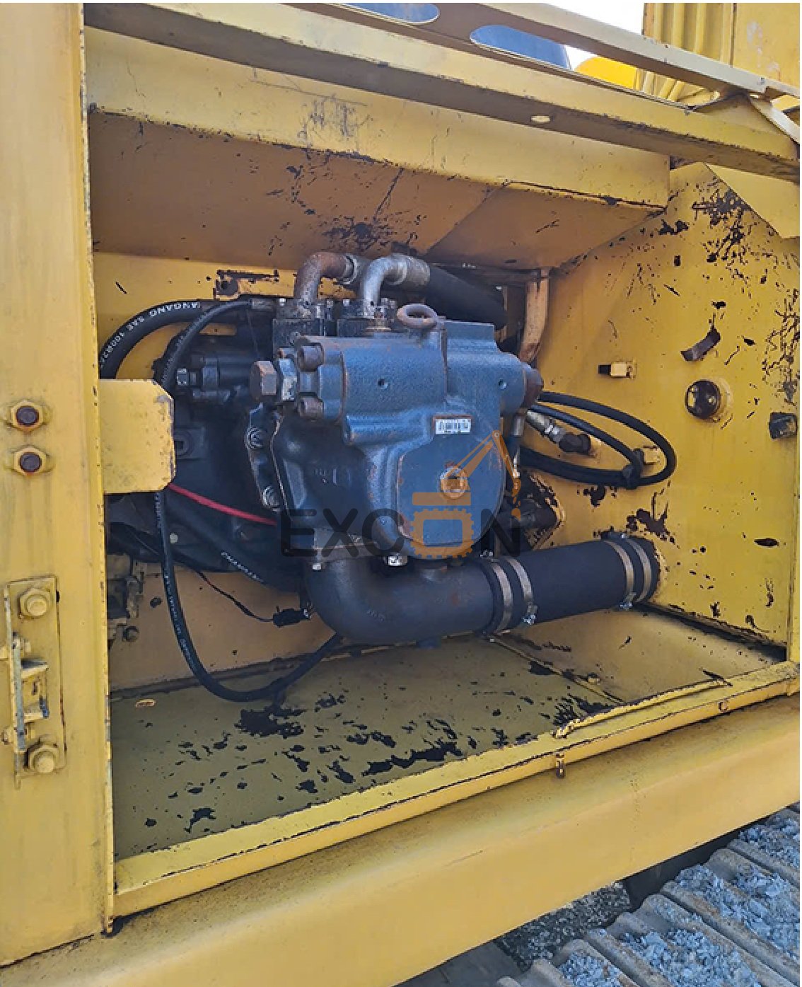 KOMATSU PC220-6